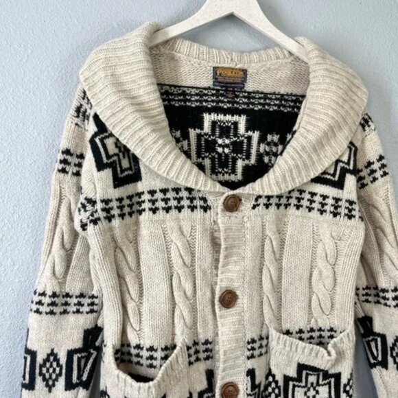 Pendleton 100% Virgin Wool Cable Cardigan Portland Collection Knitted in the USA - Picture 3 of 8